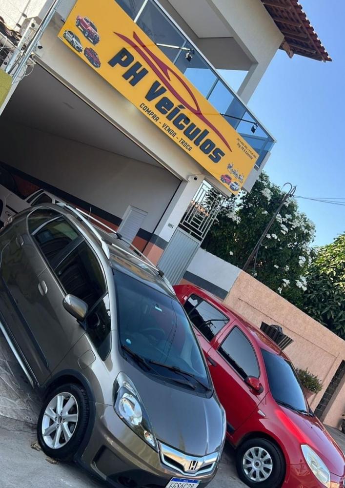 Encontre o carro perfeito para você na loja PH Veículos, venha conferir!
