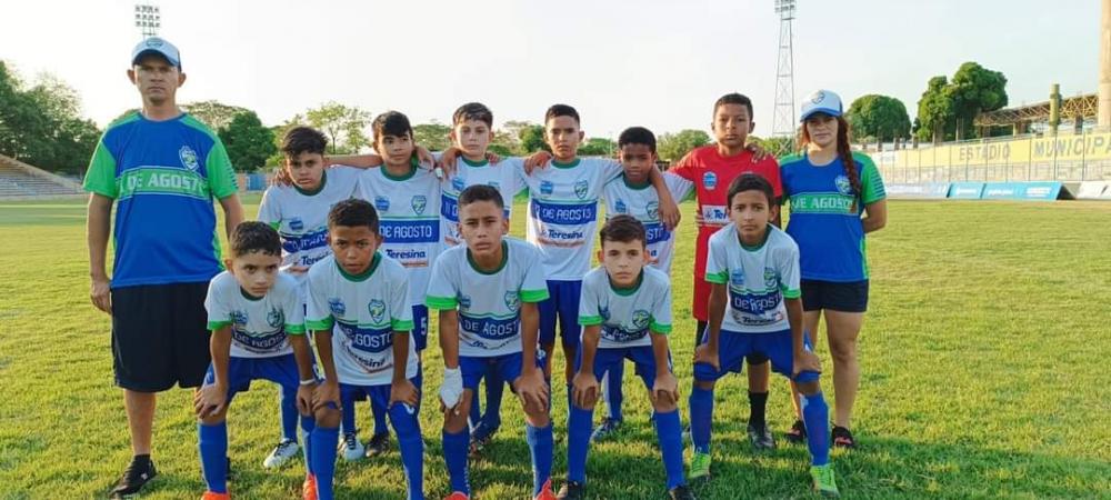 Atletas do 11 de Agosto de Pedro II fazem uma das partidas de mais gols no Campeonato de Futebol Sub 11 do Piauí neste ano