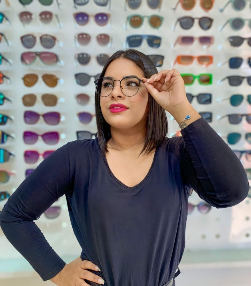 Encontre os óculos perfeitos para sua visão nas Ópticas São Paulo de Pedro II!