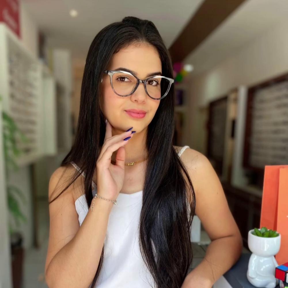 Cuide da qualidade da sua visão com as Óticas Bem Mais; as melhores opções em lentes e armações de Pedro II!