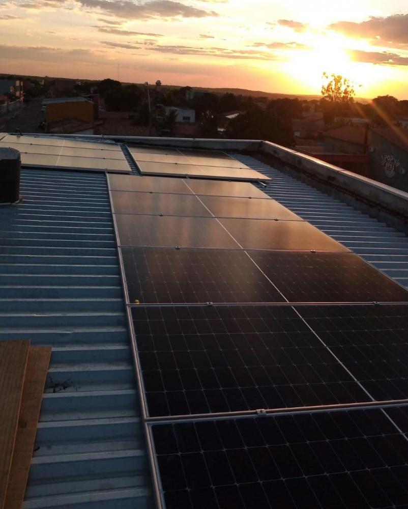 Energia Solar gera economia de até 95% na conta de luz; conheça a P2 solar de Pedro II e veja as vantagens!