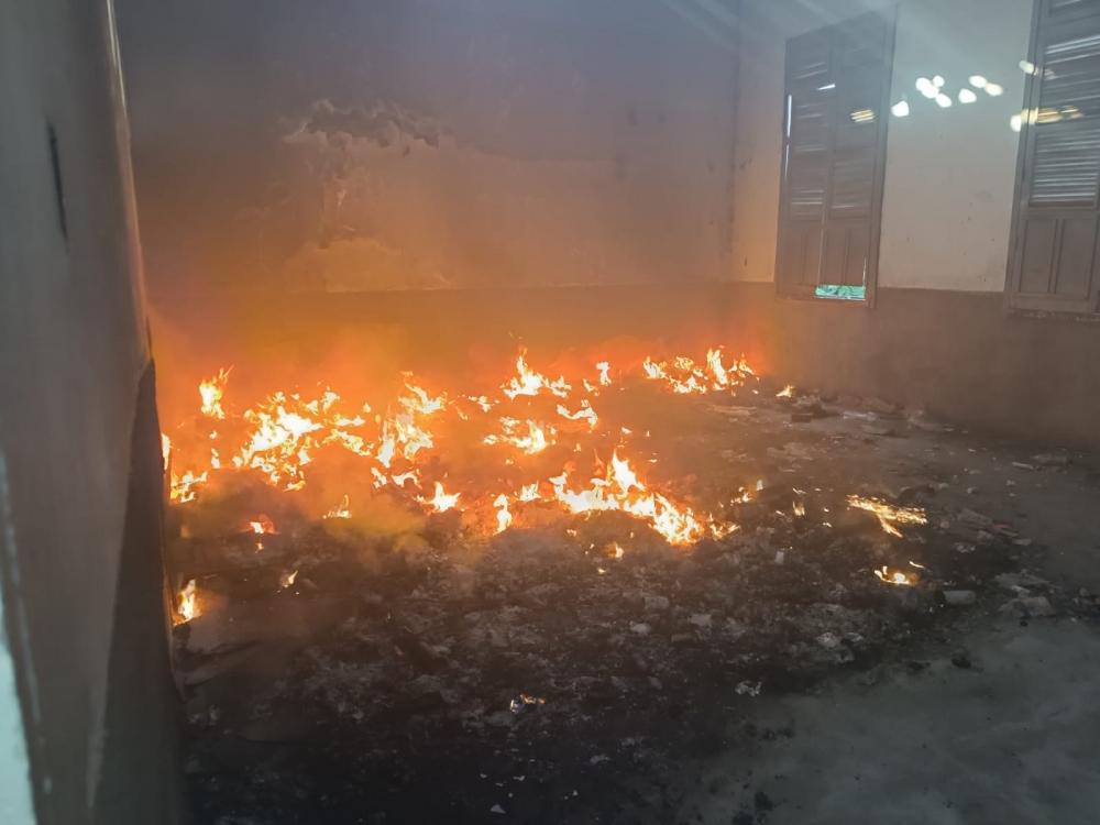 Bombeiros contêm princípio de incêndio no Prédio do Marechal em Pedro II
