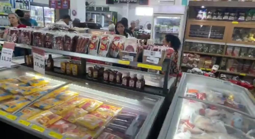 Hoje é dia D Black no Opção Supermercado. Venha economizar.