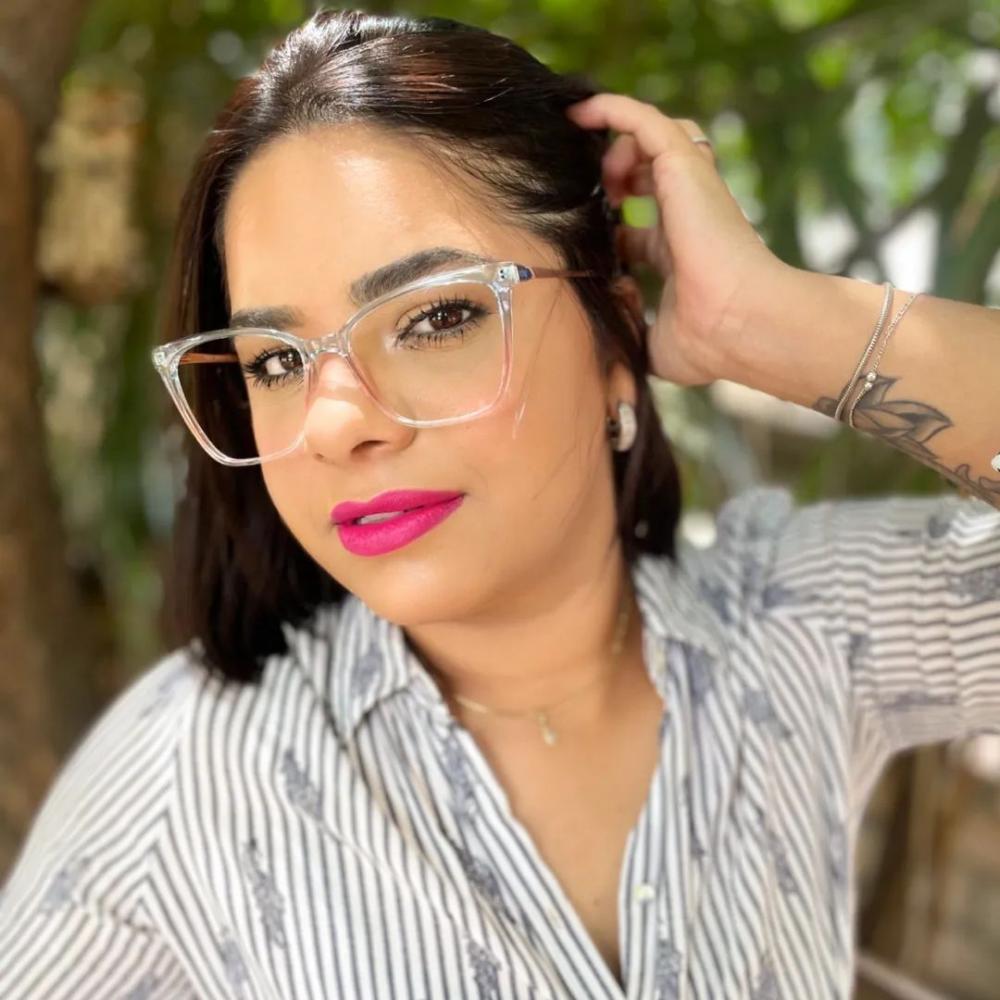 Encontre os óculos perfeitos para cuidar da sua visão nas Opticas São Paulo!