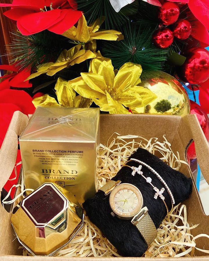 Venha para a Loja Maria Flor e encontre os melhores itens para presentear uma pessoa querida nesse fim de ano!