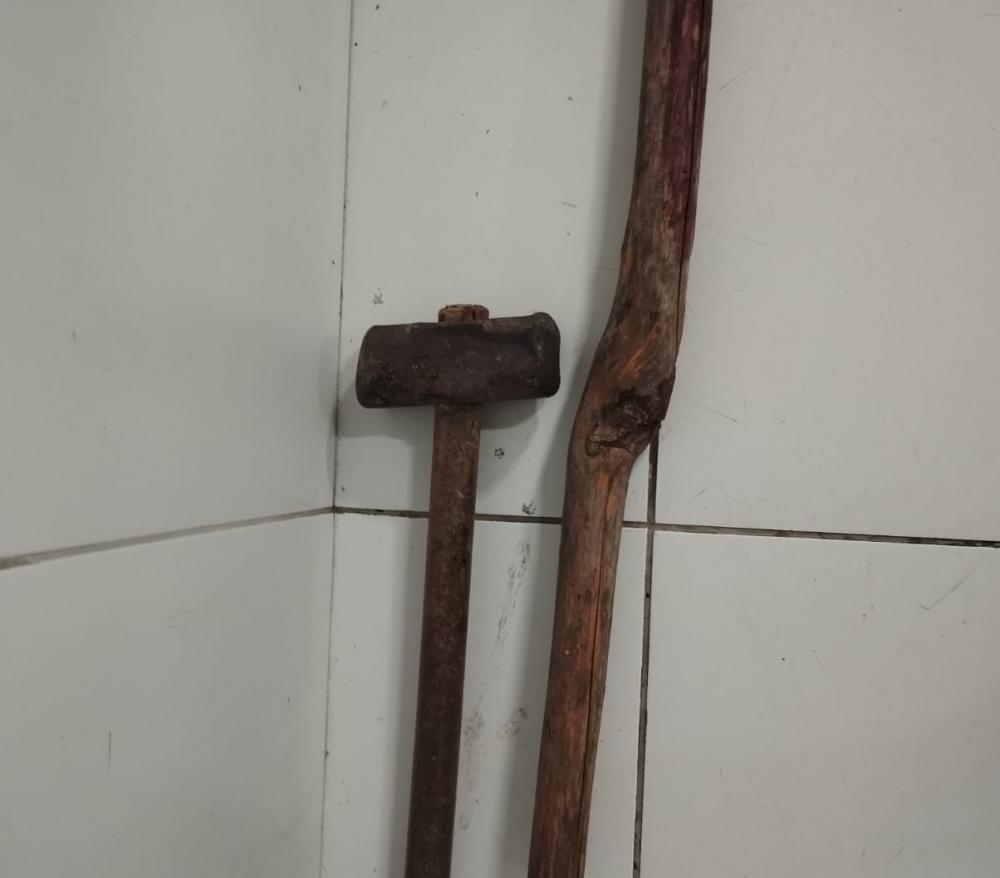 Jovem é morto a marretadas e pauladas pelo próprio tio durante discussão em Poranga/CE