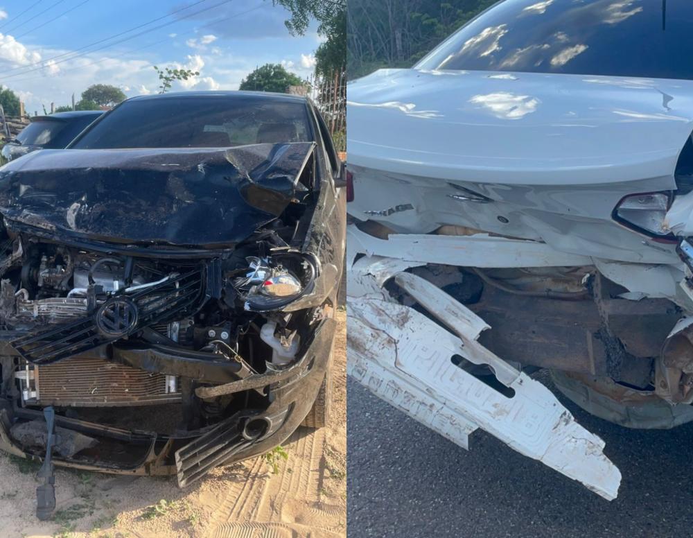 Colisão entre carros deixa homem com suspeita de fratura na zona rural de Pedro II