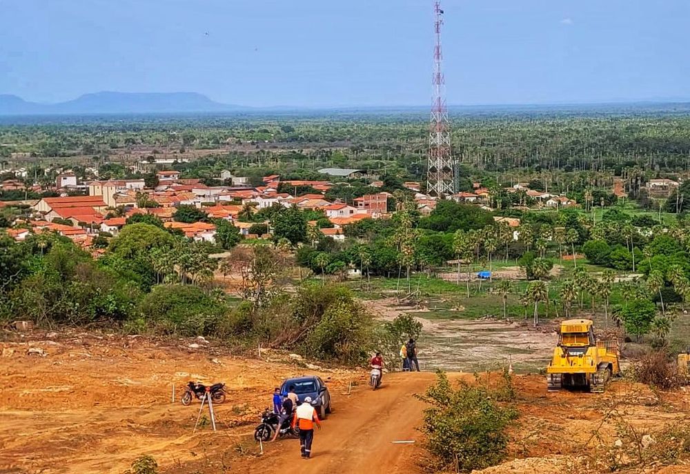 DER inicia construção de nova rodovia entre Domingos Mourão e a divisa com o Ceará