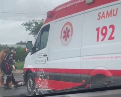 Colisão entre motos deixa jovem de 27 anos gravemente ferido em Pedro II