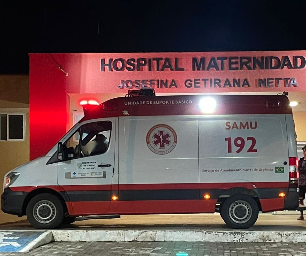 Jovem fica ferido com suspeita de fratura após acidente em Pedro II