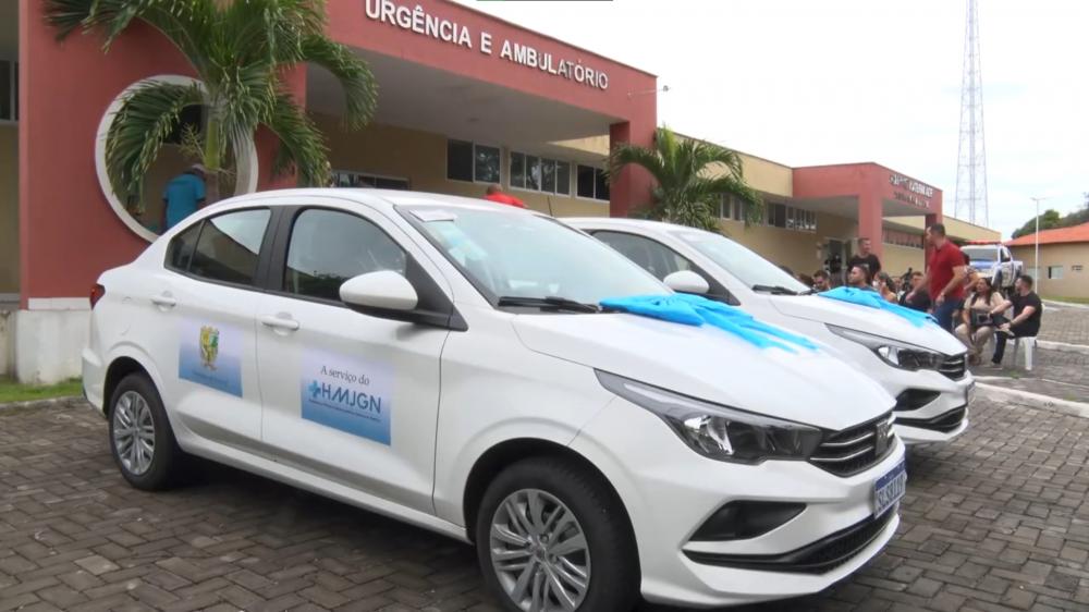Prefeitura de Pedro II faz a entrega de 2 veículos para a saúde no município; confira!