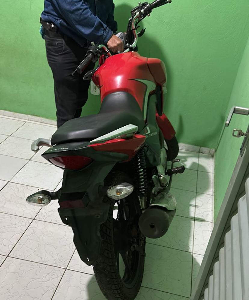 Moto roubada durante assalto em Pedro II é recuperada em Piripiri 
