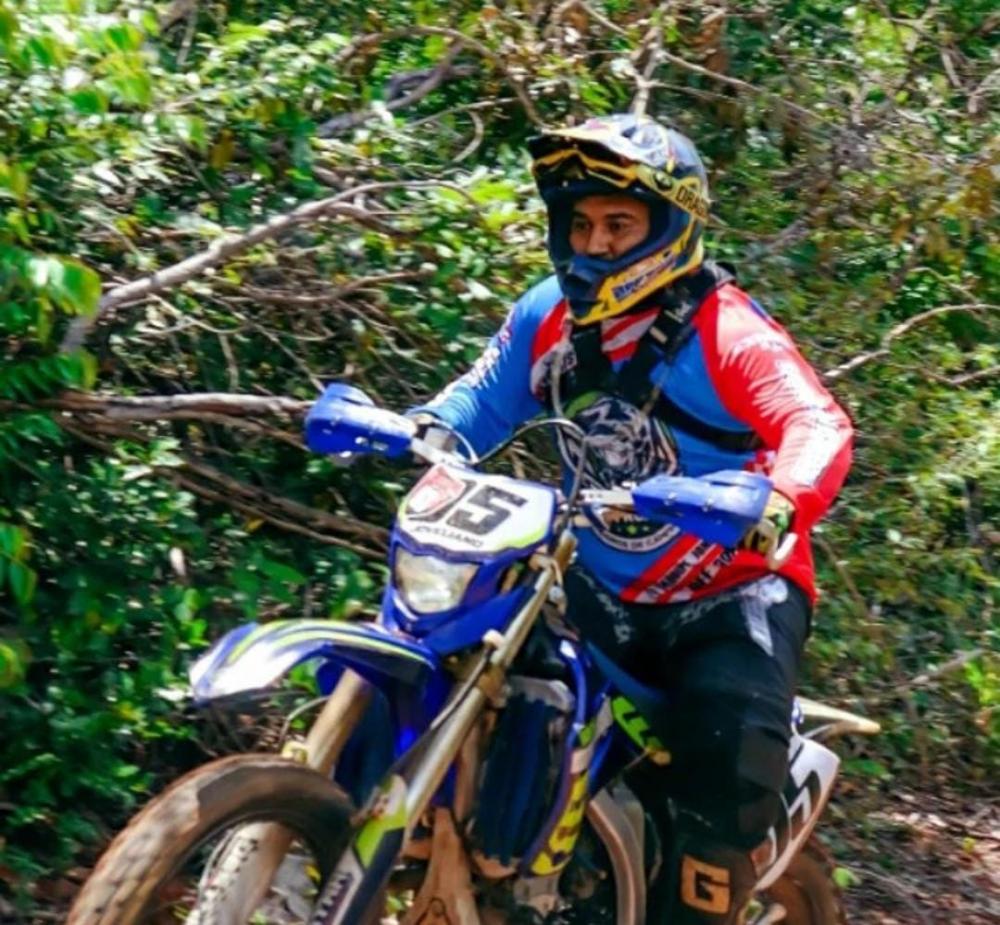 Piloto pedrossegundense sofre grave acidente durante Trilha em Capitão de Campos