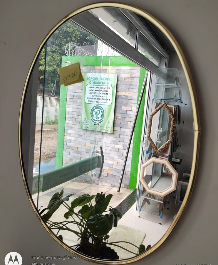 Está em busca dos melhores serviços em vidraçaria e alumínios de Pedro II? Faça seu orçamento na Cristal Vidros & Alumínio!