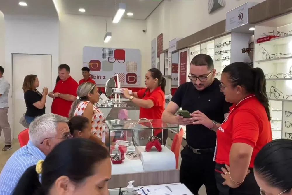Inauguração das Óticas Diniz em Pedro II-PI