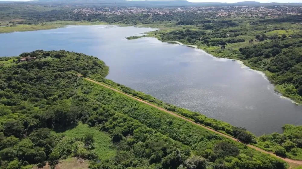 Zé Fernando, profundo conhecedor do Açude Joana, acompanha a equipe da Defesa Civil do Estado e fala sobre o problema do vazamento; confira!