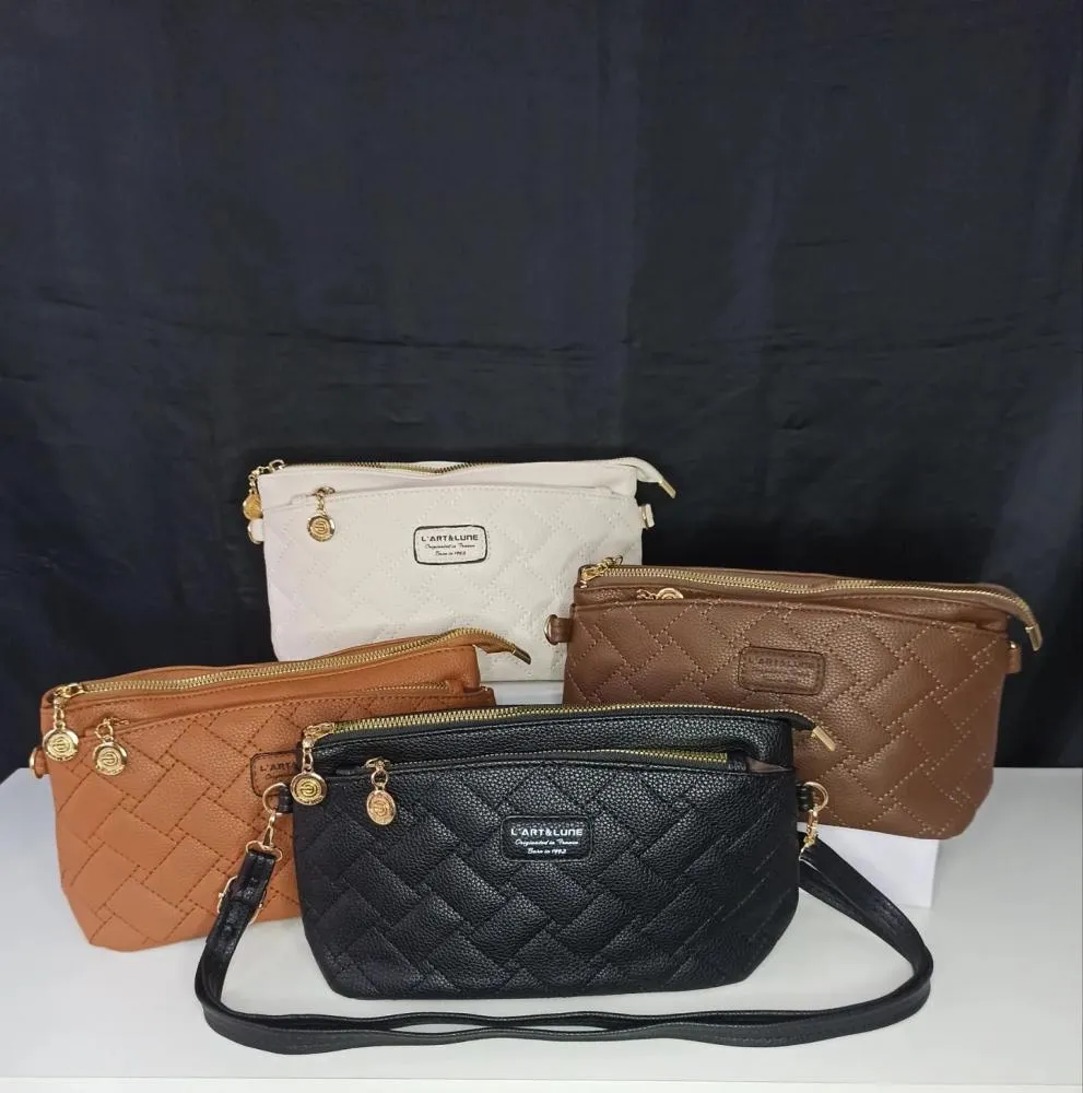 As melhores novidades em acessórios você encontra na JW Variedades em Pedro II!