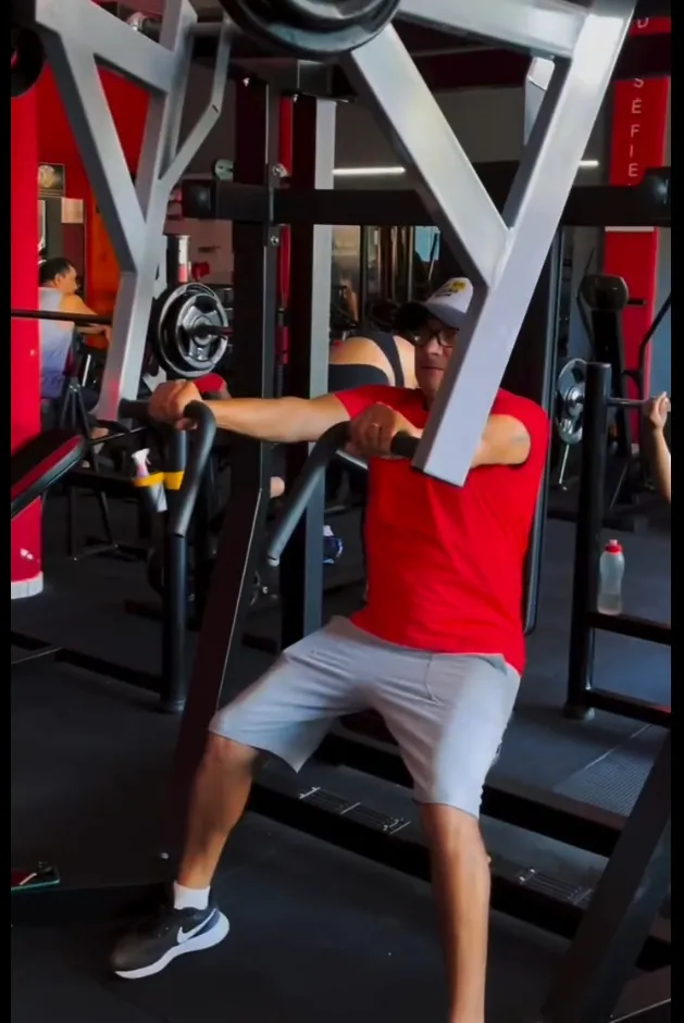 Diga adeus ao sedentarismo e conquiste suas metas de saúde e bem-estar na RedeFit P2!