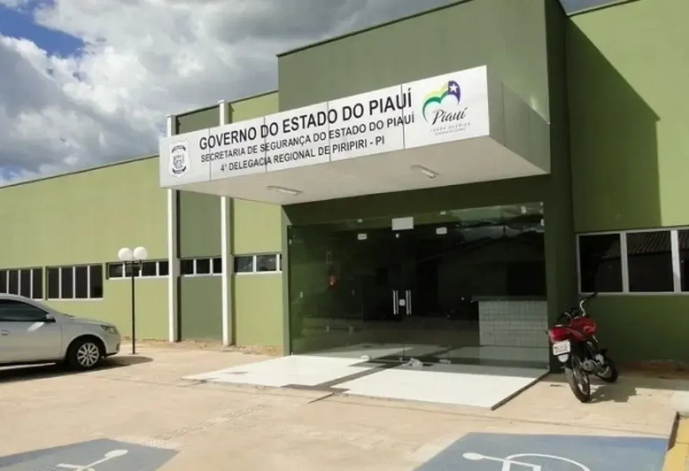 Homem é preso em Piripiri suspeito de matar mecânico por causa de mulher em Teresina; vítima foi obrigada a ajoelhar e levou tiro na nuca 