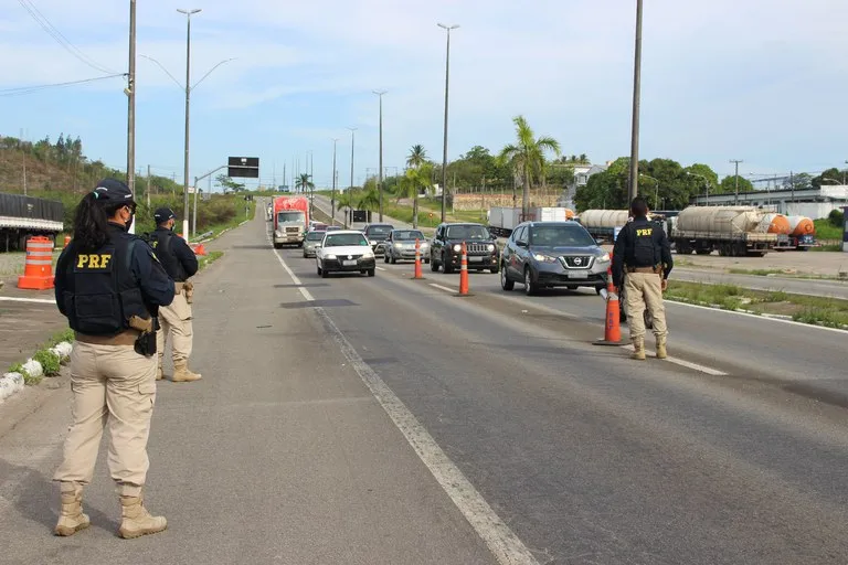 Operação Corpus Christi 2024 da PRF reforça fiscalização de alcoolemia nas rodovias do Piauí