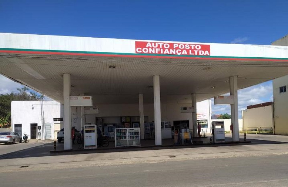A Rede de Postos confiança em Pedro II atende 24h em dois endereços; venha conhecer!