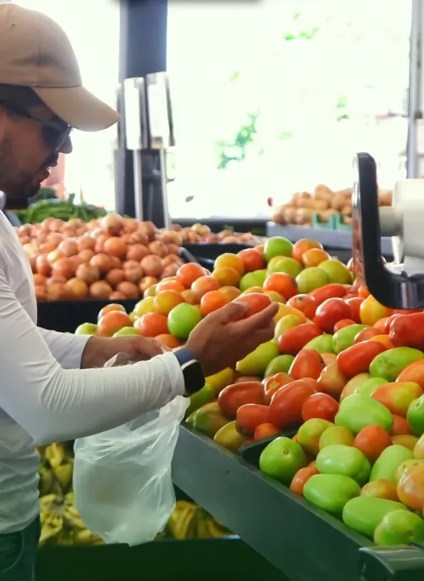 A melhor seleção de frutas e verduras de Pedro II você encontra no Sacolão dos Produtores!