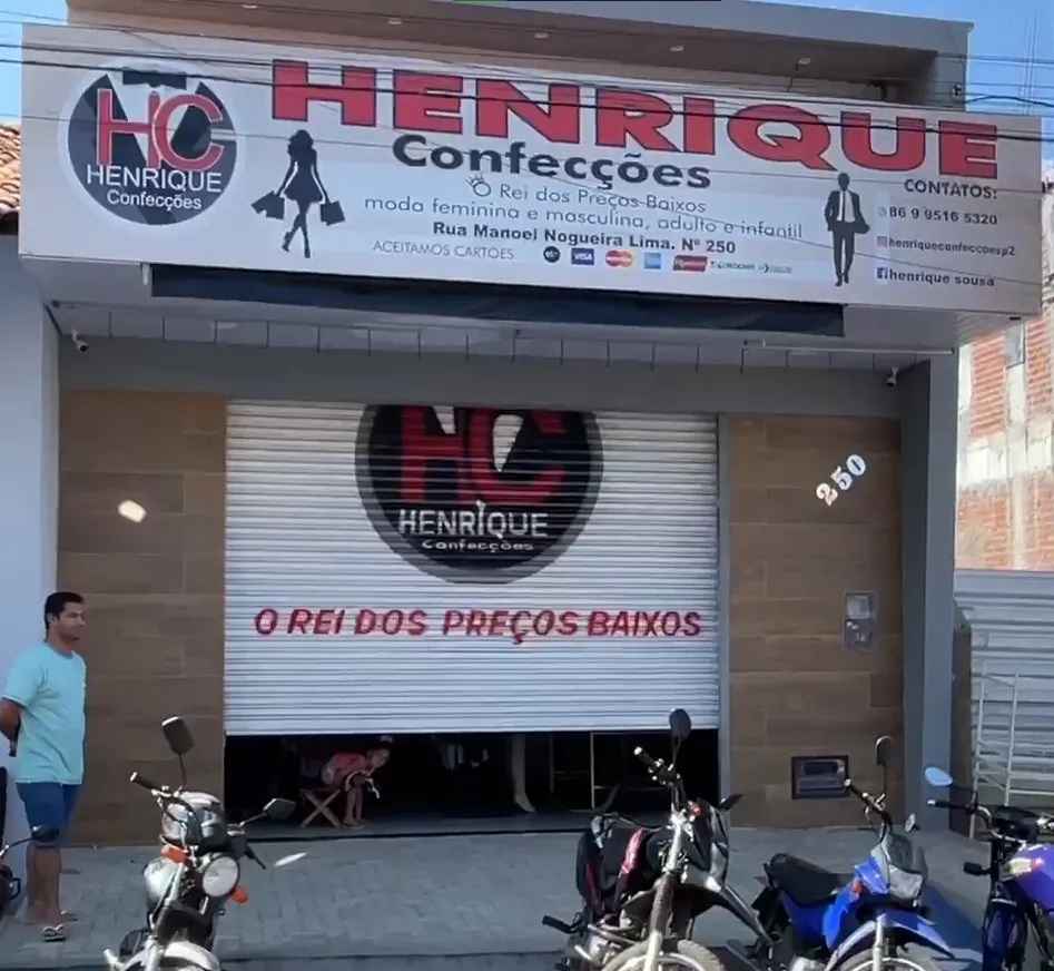 Preparativos para a inauguração da Loja Henrique Confecções!