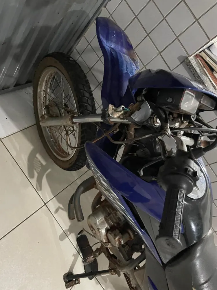 Motociclista atropela e deixa duas mulheres feridas na zona rural de Pedro II; suspeito foge para a mata 