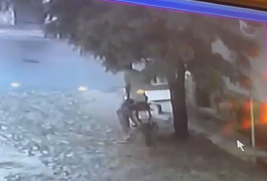 Câmera de segurança flagra furto de moto em Pedro II; vídeo