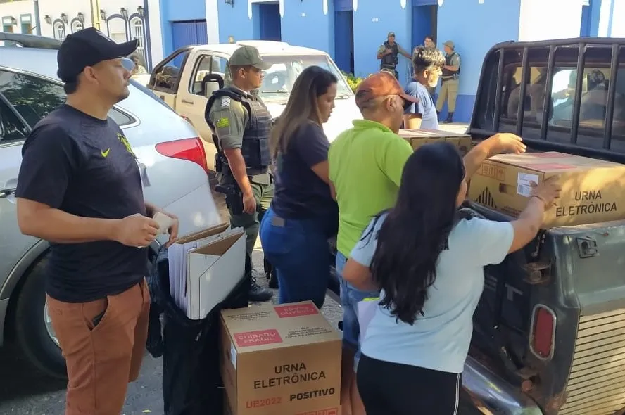 Urnas Eleitorais Começam a Ser Enviadas para os Locais de Votação da 12ª Zona Eleitoral