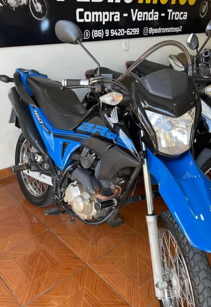 Motos novas e seminovas com qualidade garantida você encontra na Pedro Motos!