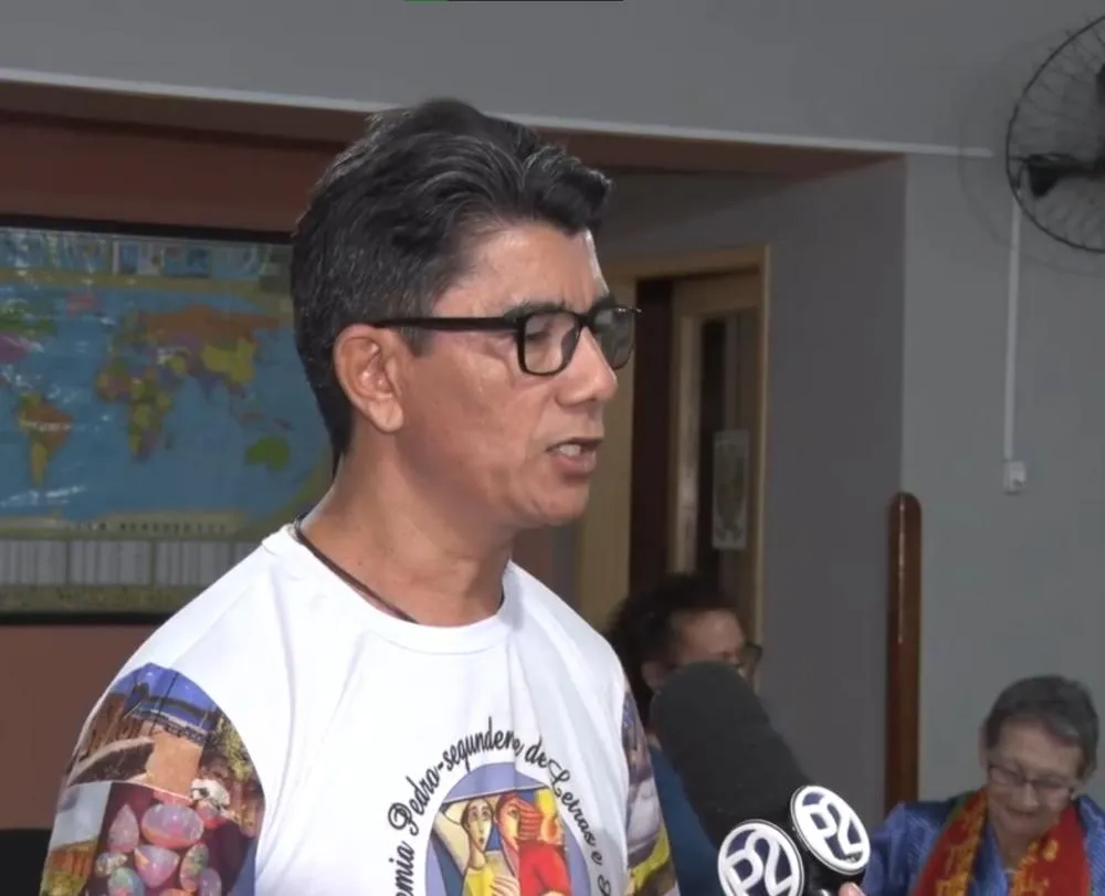 Atual presidente da APLA, professor Pedro Barros, fala sobre as eleições de ingresso de novos membros acadêmicos; confira!