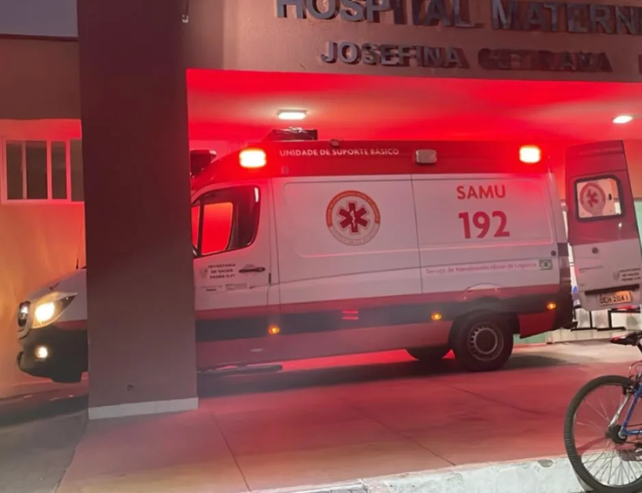 Motociclista fica ferido após colisão com caminhonete em Pedro II