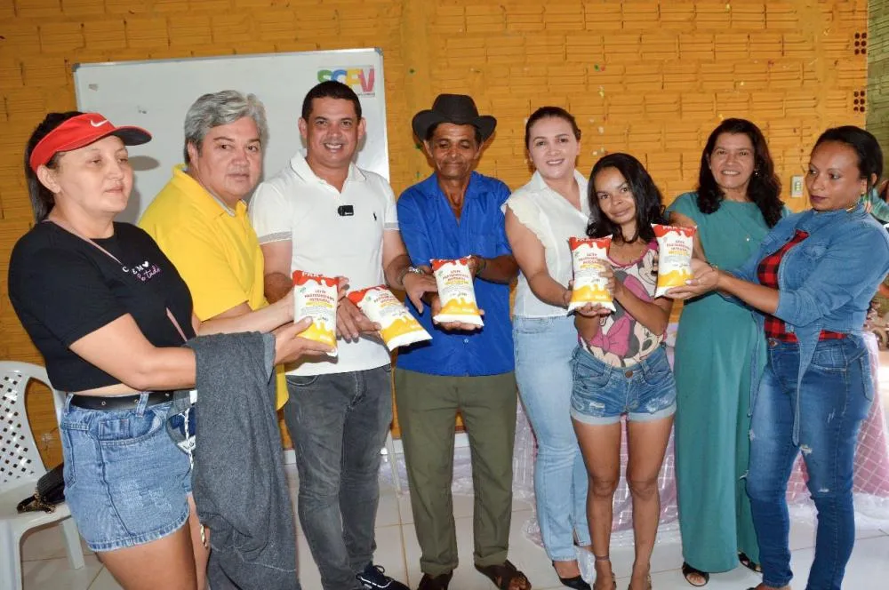 Prefeitura de Lagoa de São Francisco lança o Programa PAA Leite, beneficiando 80 famílias