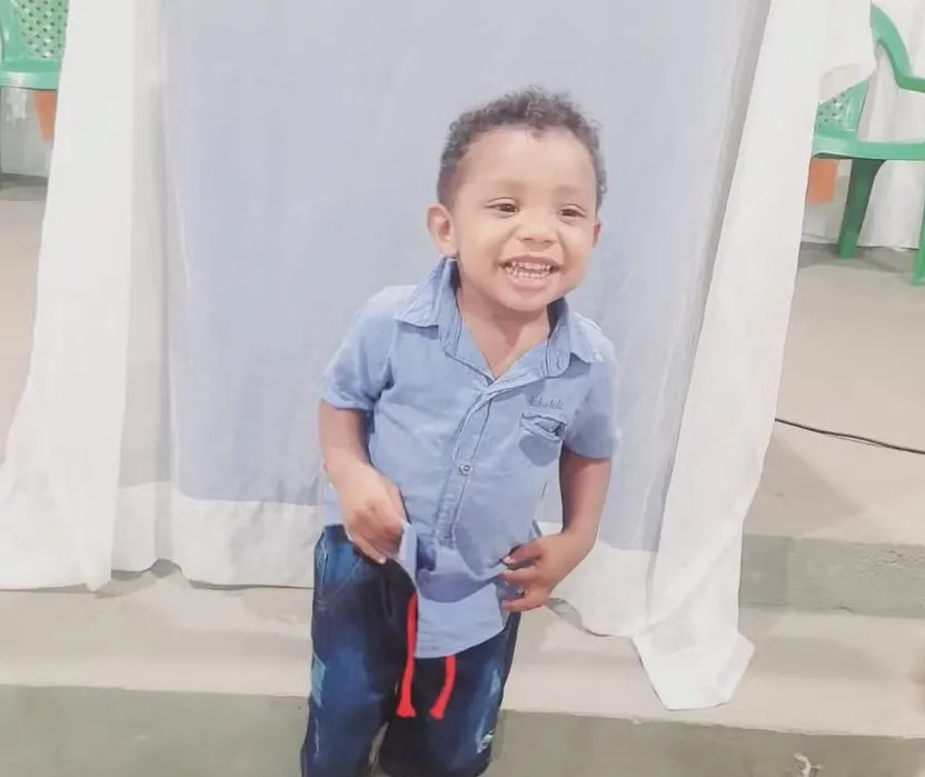 Criança de dois anos é encontrada morta dentro de carro trancado na zona rural de União, norte do Piauí