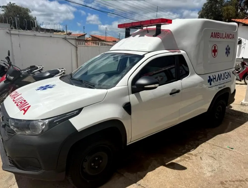 Hospital Josefina Getirana Neta em Pedro II recebe uma nova ambulância 0km; confira!