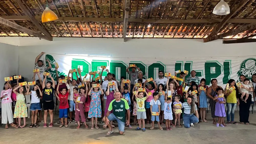 Mancha Verde realiza distribuição de 260 caixas de chocolate para crianças da zona rural de Pedro II