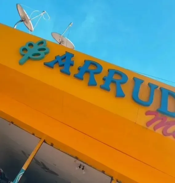 Renove seu lar com Estilo e Economia no Saldão das Mães da Arruda Móveis!