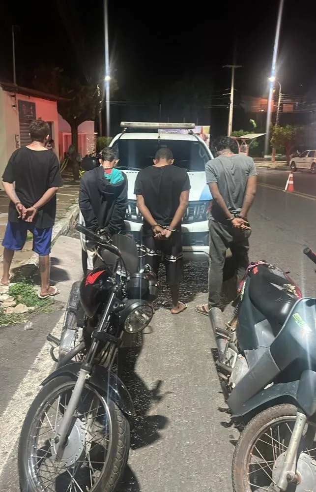 Polícia Militar apreende motos adulteradas e conduz quatro suspeitos à delegacia em Pedro II