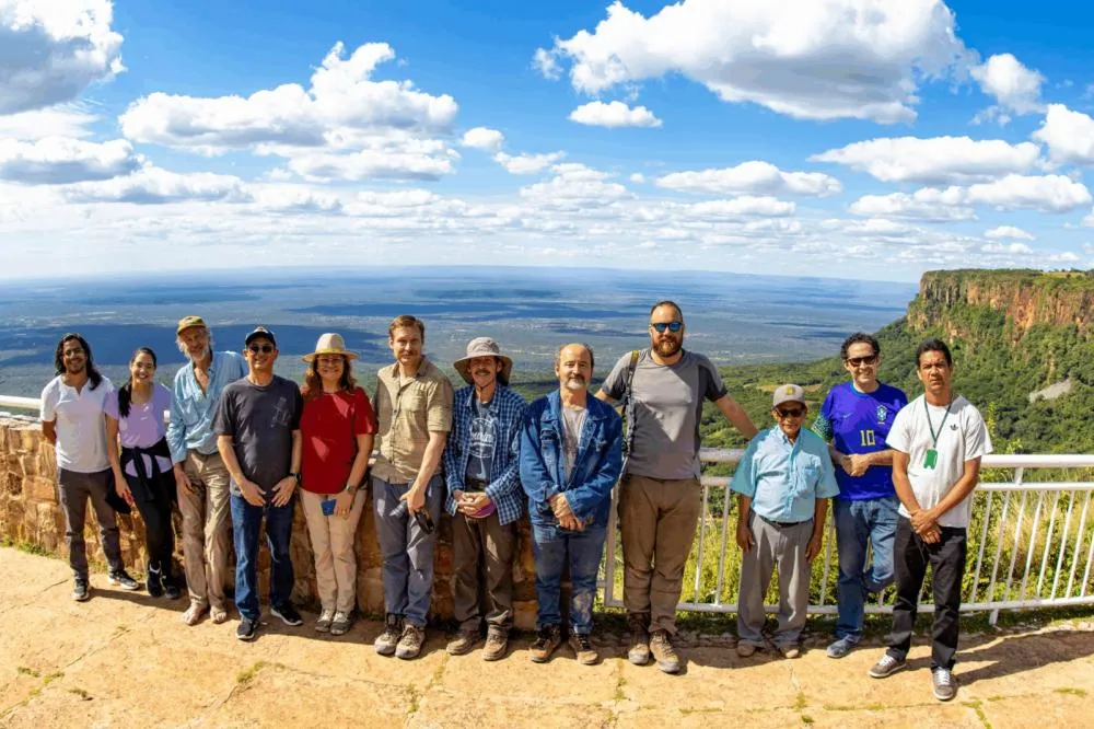 Pesquisadores do maior instituto de gemologia do mundo iniciam mapeamento do “DNA das opalas” em Pedro II