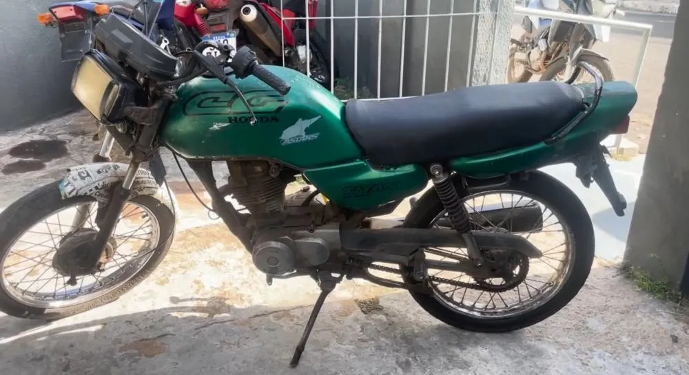 Moto furtada em Pedro II é recuperada pela Polícia Civil com apoio da Guarda Municipal.