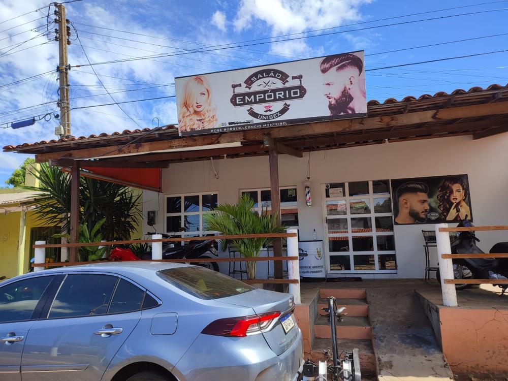 Precisa dar uma repaginada no visual? Então conte com quem entende do assunto, venha para o Salão Empório Unissex de Pedro II