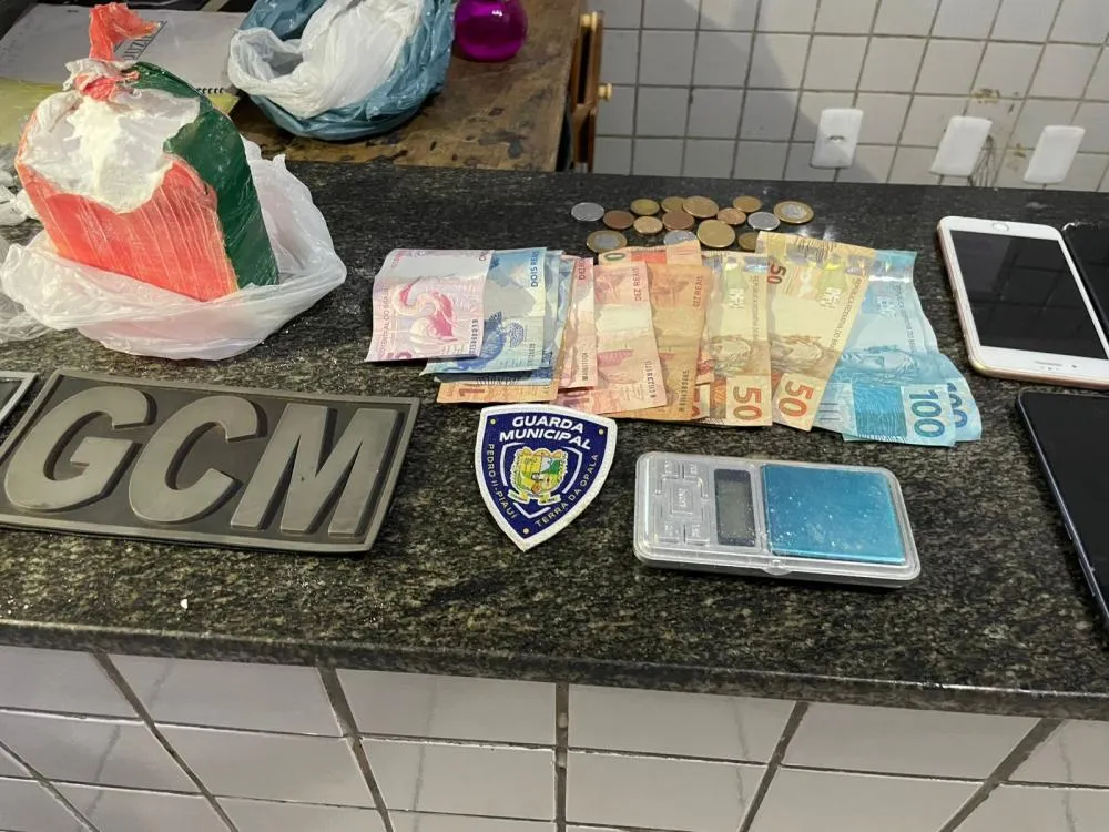 Operação Divisas é deflagrada em Pedro II e Domingos Mourão, resultando em prisões por tráfico e tentativa de homicídio