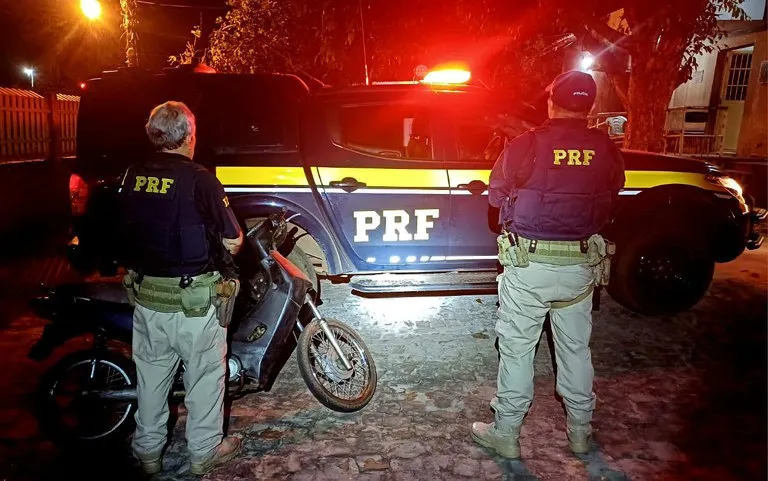 Motocicleta com registro de roubo/furto é apreendida na BR-343, em Piracuruca