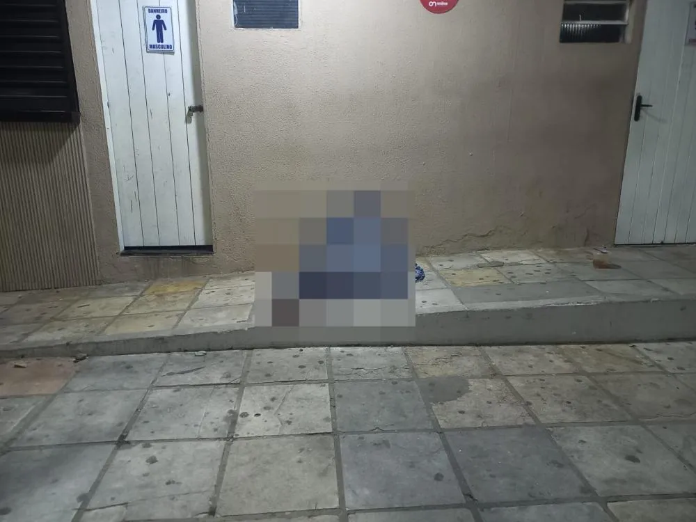 Mulher é encontrada morta na praça da Bonelle no Centro de Pedro II