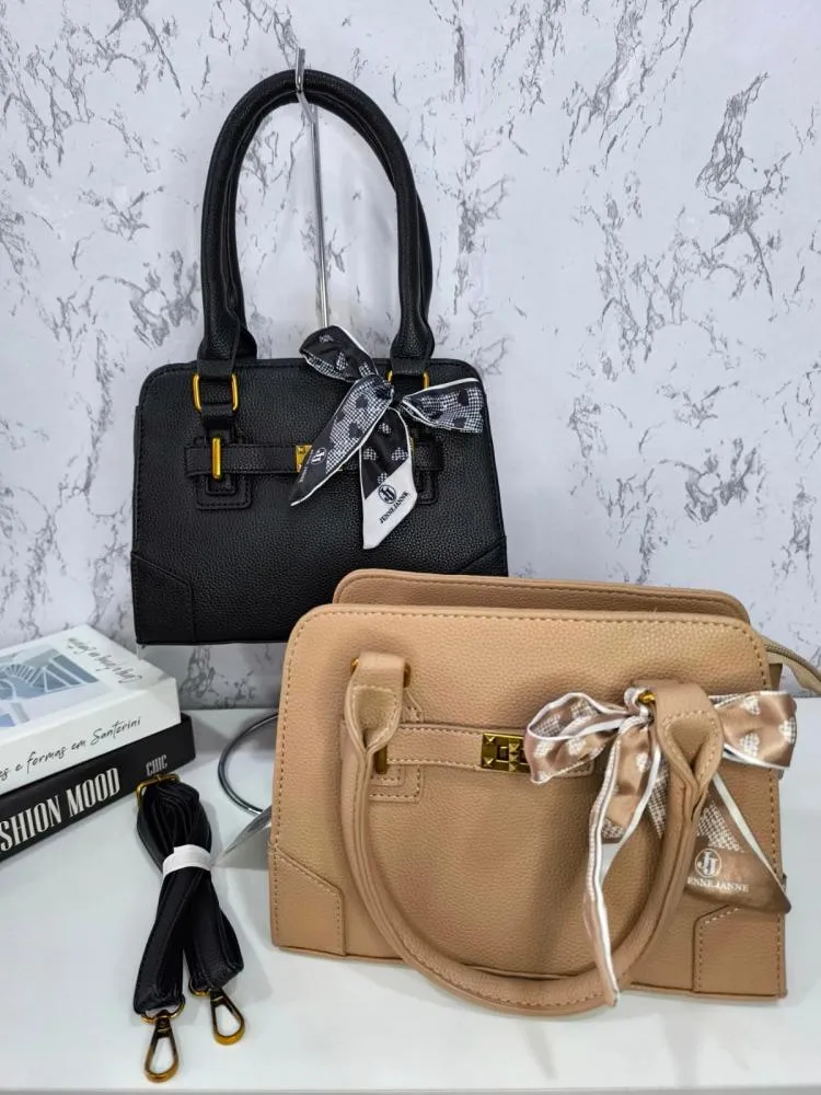 Encontre os acessórios que combinam com você e que cabem no seu bolso na JW Variedades em Pedro II!