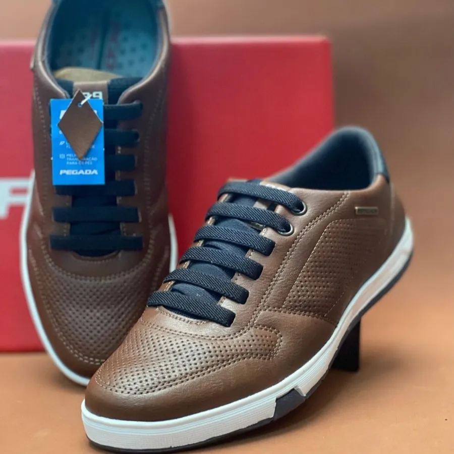 Calçados, acessórios e perfumes que renovam seu visual você encontra na Capital Magazine!